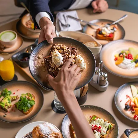 Leon & Lounge فندق