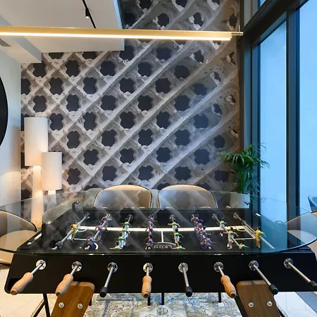 فندق Leon & Lounge