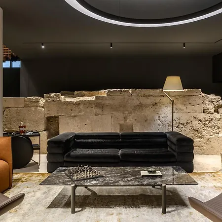 فندق Leon & Lounge بودابست