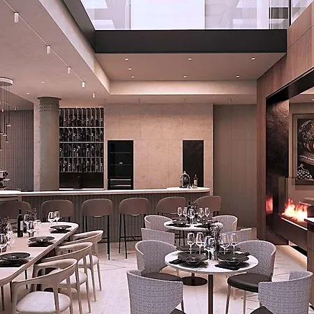 Leon & Lounge فندق بودابست