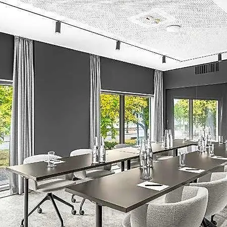 Leon & Lounge فندق بودابست