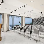 Leon & Lounge 부다페스트