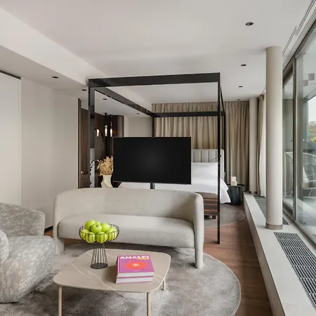 Leon Hotel&lounge Szálloda 4*