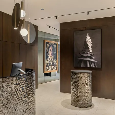 Leon & Lounge 4* Budapest